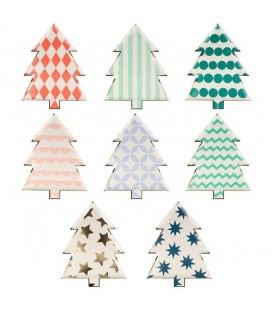 8 Gemusterte Teller in Form einer Weihnachtstanne