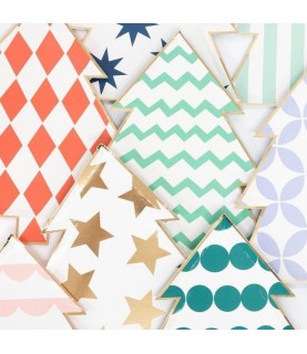 8 Patterned Christmas Tree Plates