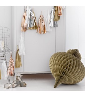 Metallic Tassel Garland