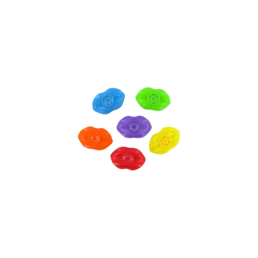 12  Lip Whistles