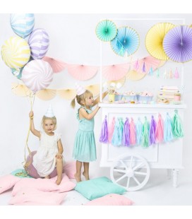 6 Yummy Mix Party Hats
