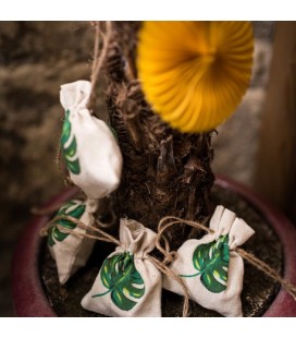 5 Linen Pouches - Tropical Leaf