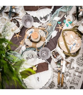 Treasures Linen Table Runner
